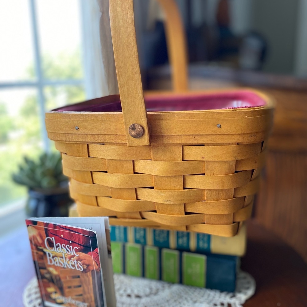 Longaberger Basket 2001 EUC - Picture 4 of 12